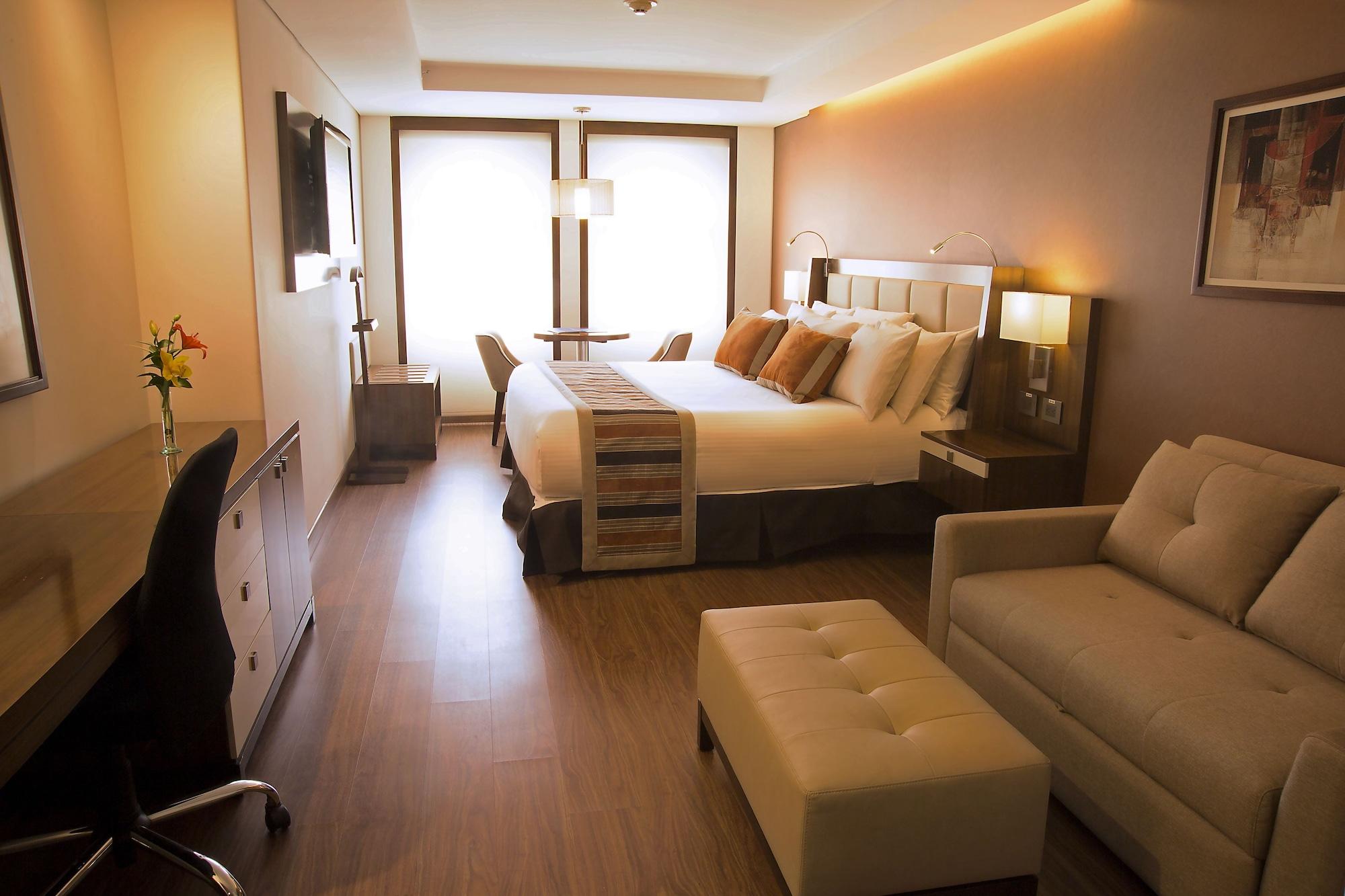 Dann Carlton Bogota Hotell Exteriör bild A typical studio apartment