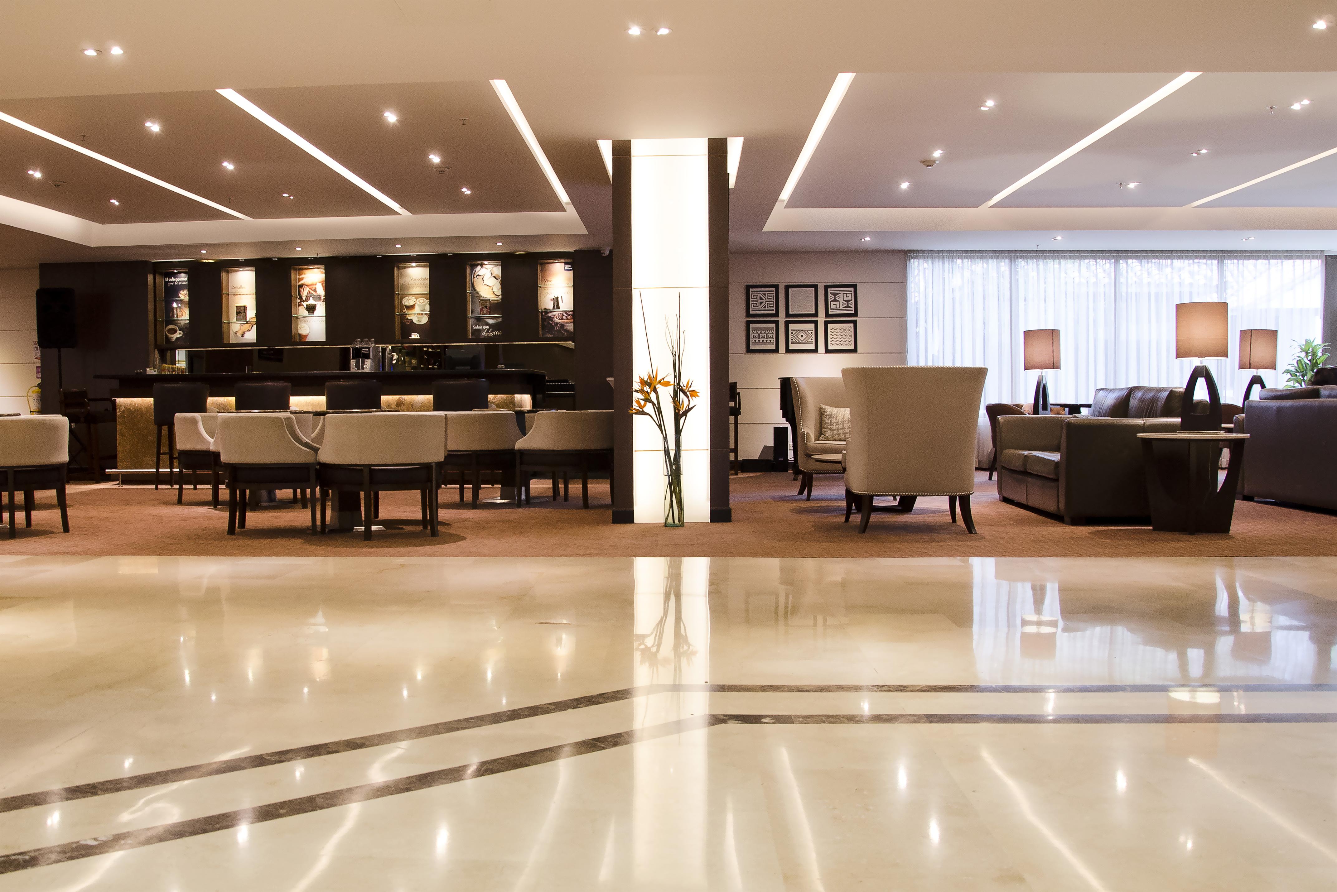 Dann Carlton Bogota Hotell Exteriör bild The lobby of the hotel