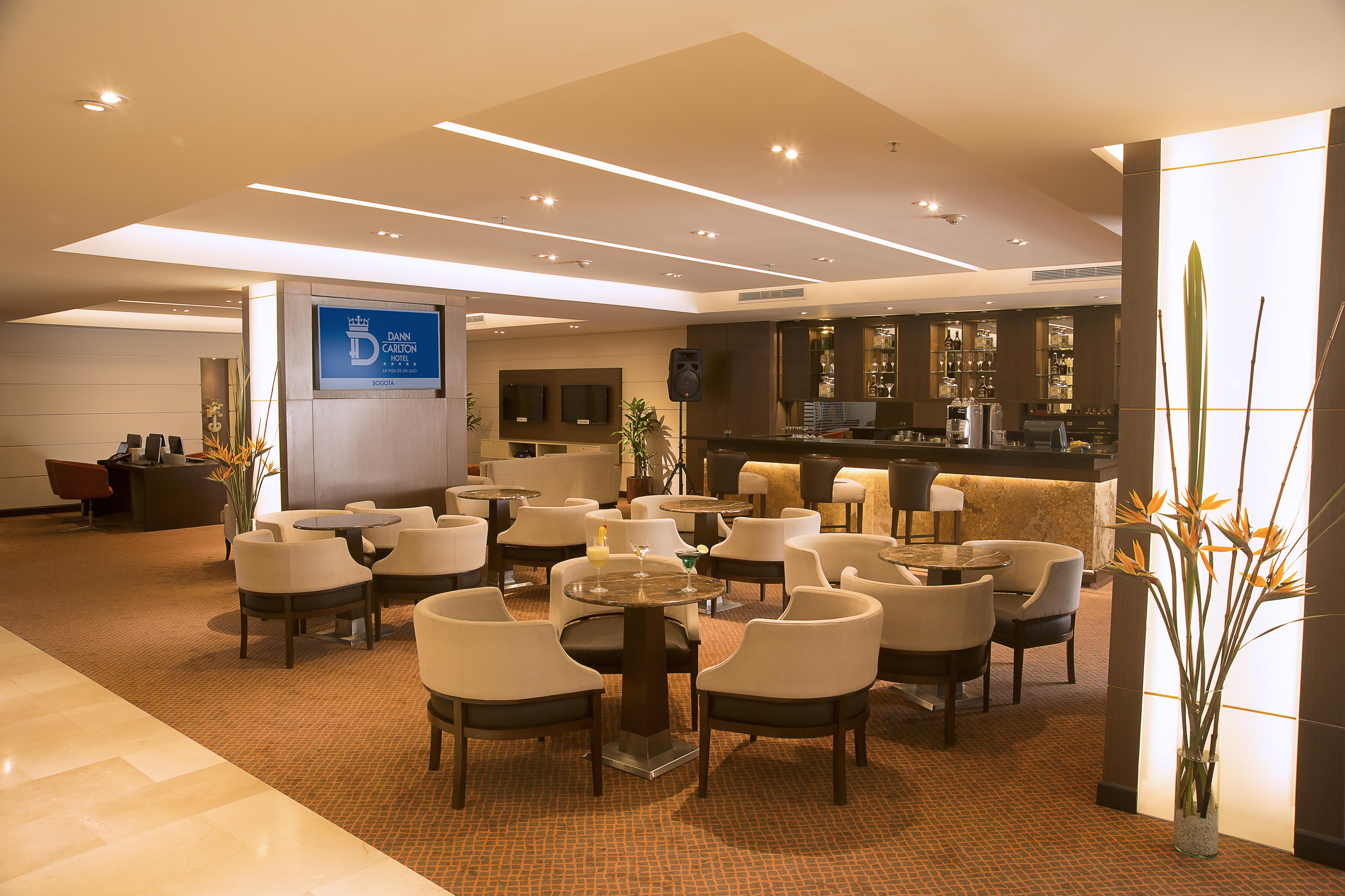 Dann Carlton Bogota Hotell Exteriör bild The Star Alliance Gold Lounge at Kuala Lumpur International Airport