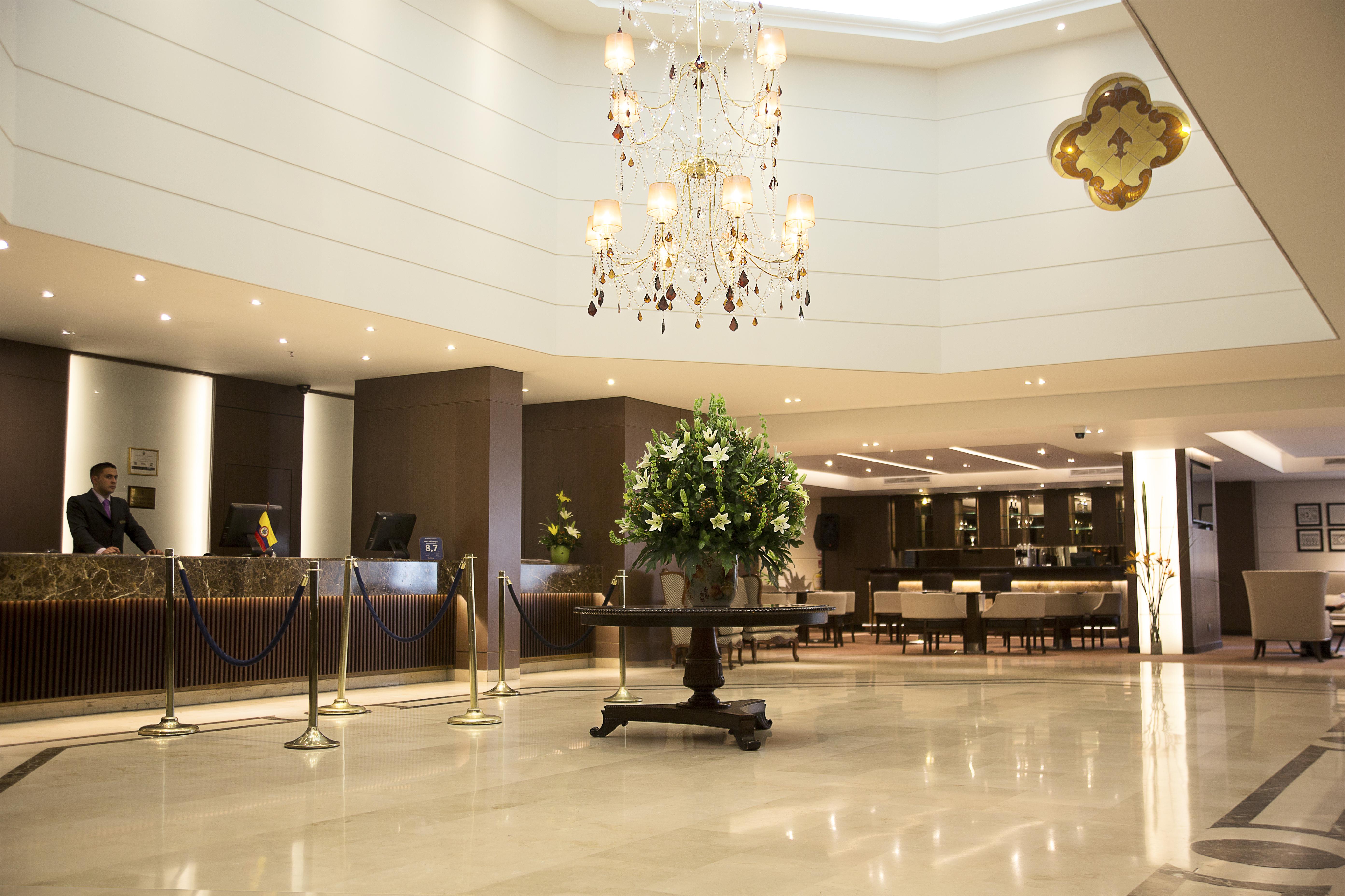 Dann Carlton Bogota Hotell Exteriör bild The lobby of the hotel