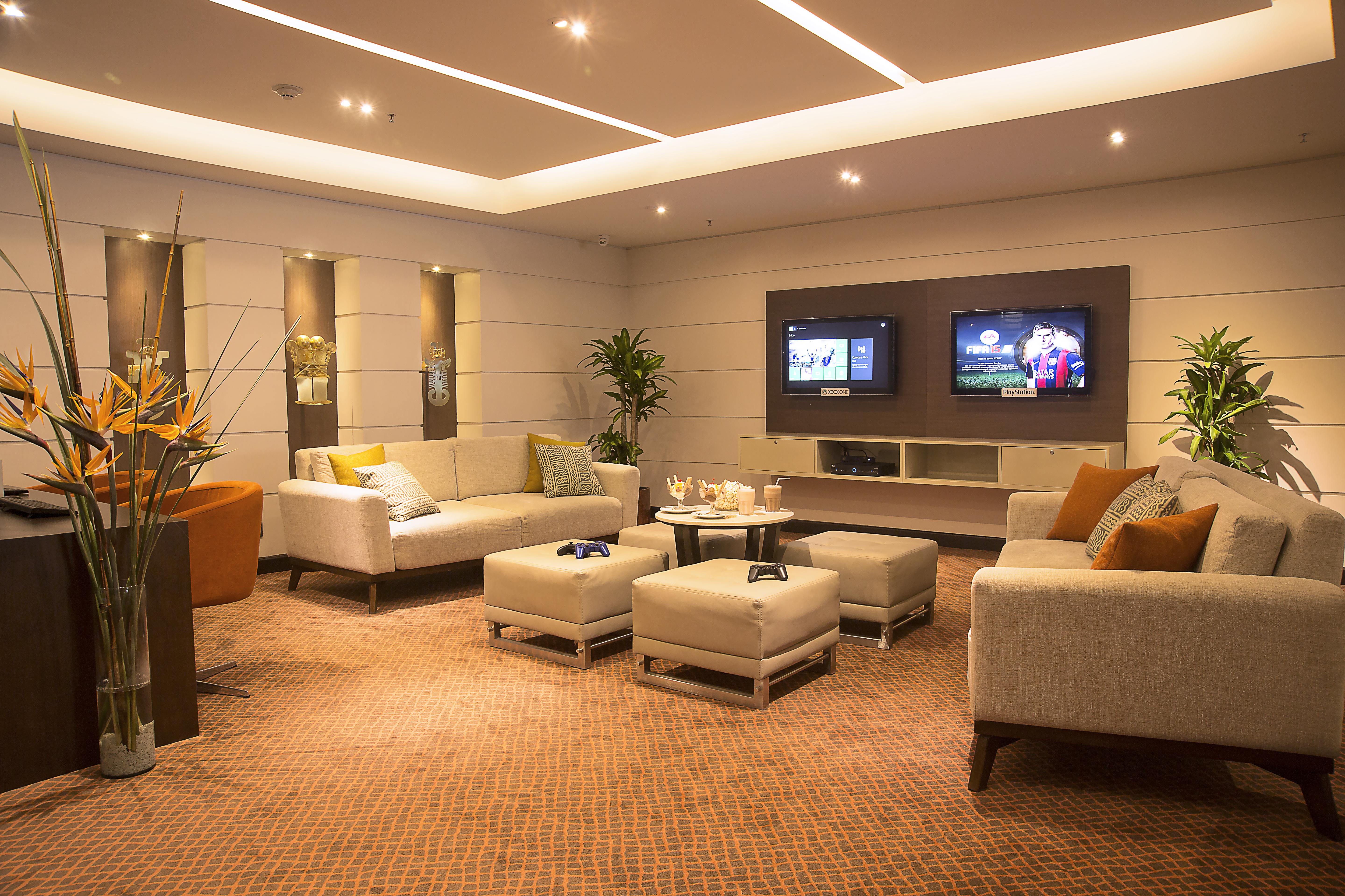 Dann Carlton Bogota Hotell Exteriör bild The lounge at the airport