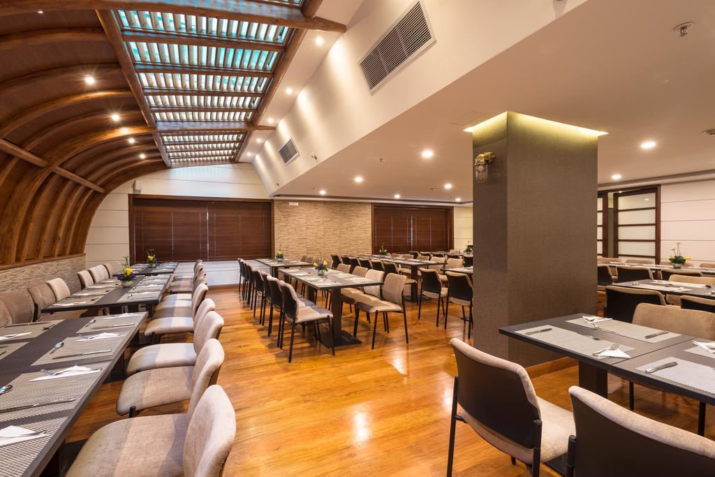 Dann Carlton Bogota Hotell Exteriör bild Restaurant