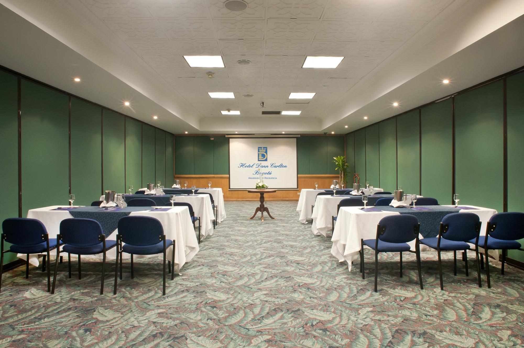 Dann Carlton Bogota Hotell Exteriör bild A typical conference room