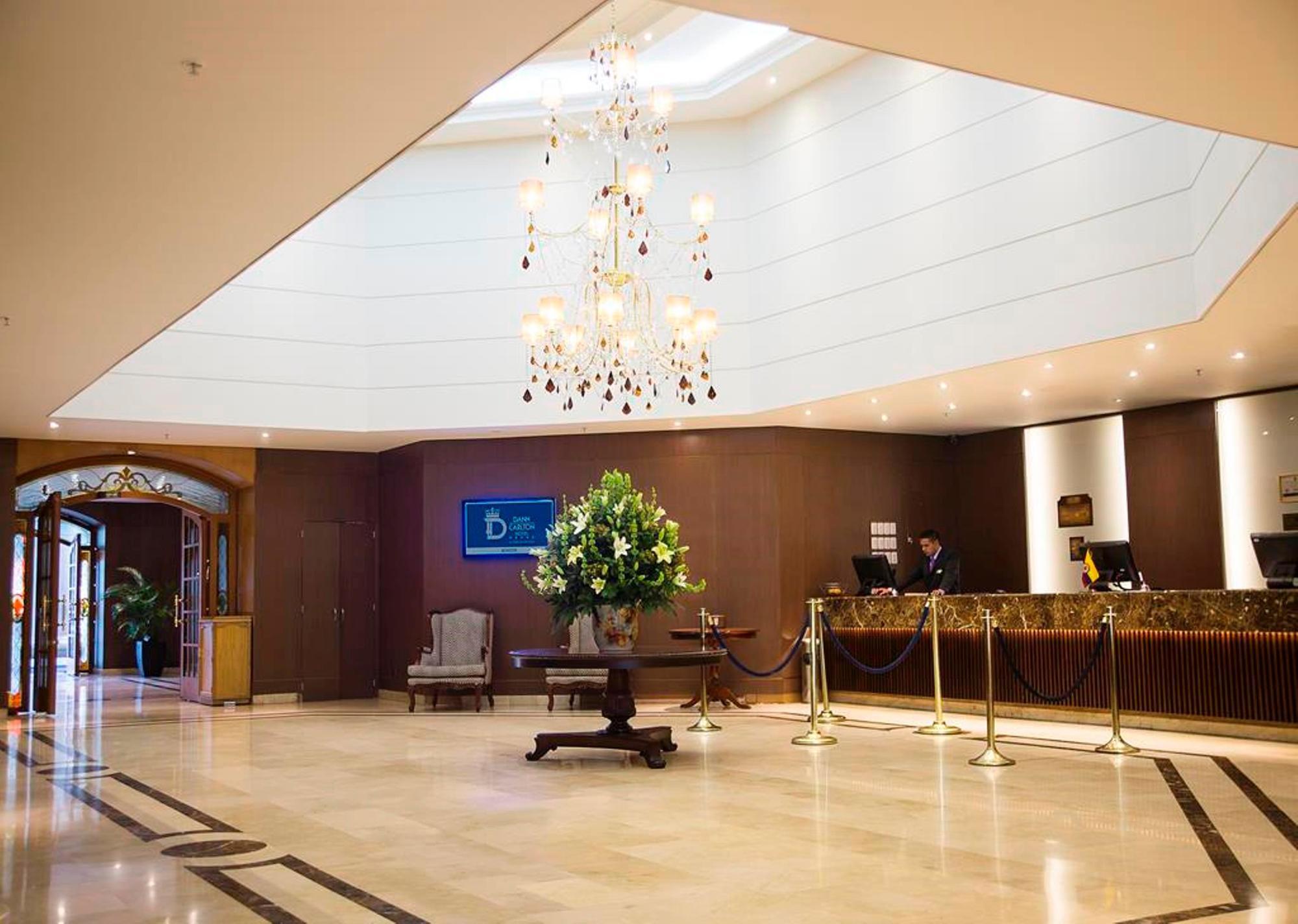 Dann Carlton Bogota Hotell Exteriör bild The lobby of the hotel